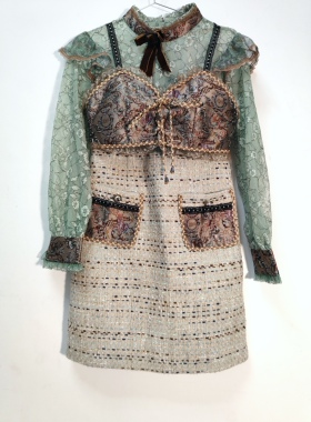 露露家蕾丝蝴蝶结小香风连衣裙长袖立领女春秋收腰显瘦百搭包邮