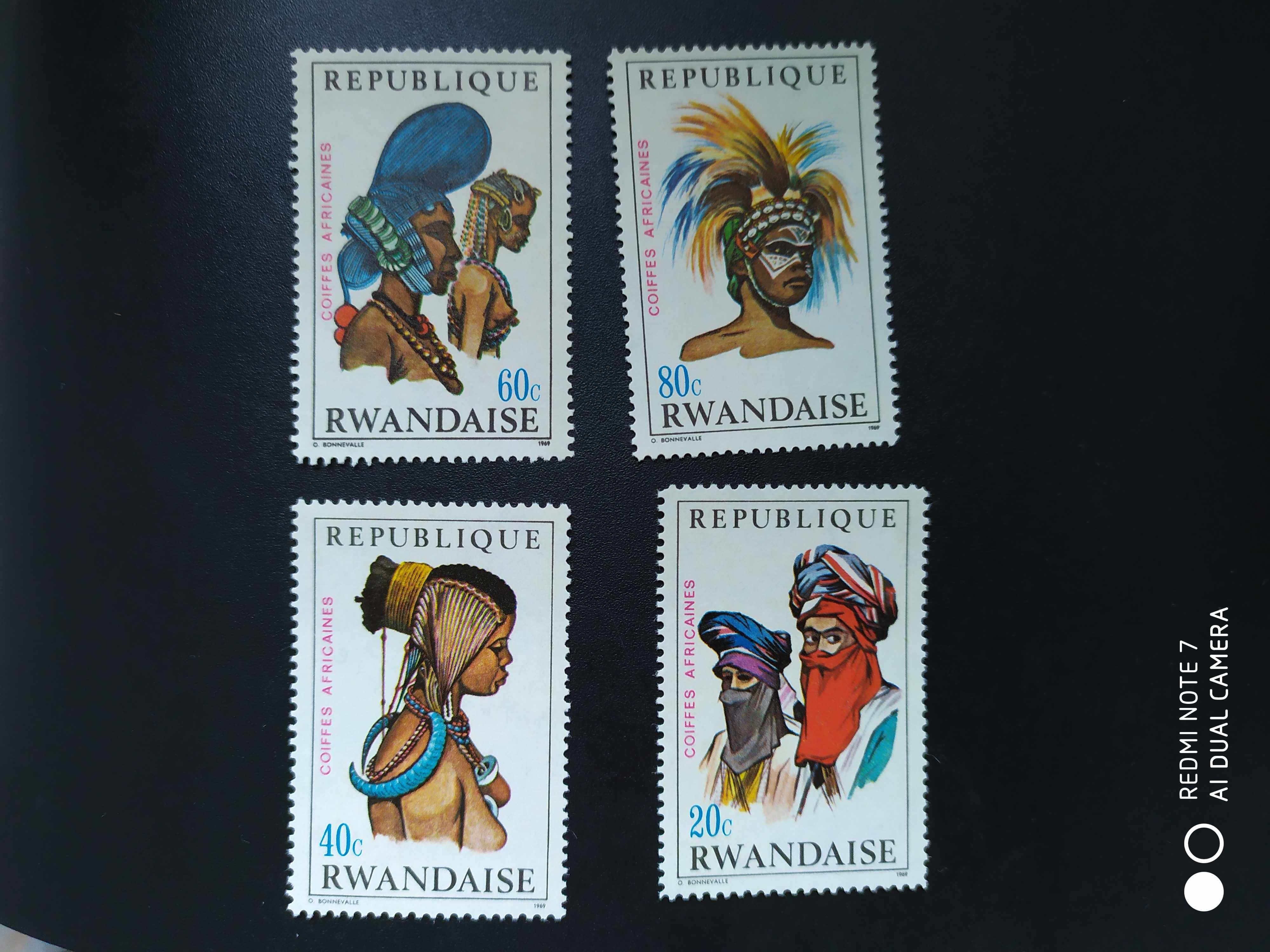 卢旺达1969年民族头饰邮票4新(轻贴)