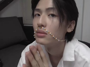 Emily Levine启豪推荐彩虹雏菊项链Gigi同款手工编织花朵链进口珠