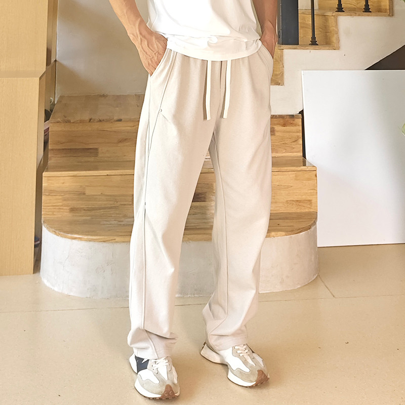 云无疆2025秋新款重磅毛圈垂感立体剪裁直筒休闲卫裤潮流长裤男