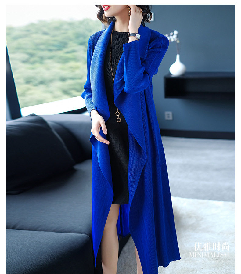 设计感褶皱2025春装新款时尚披肩大码长袖中长款女装风衣外套高端