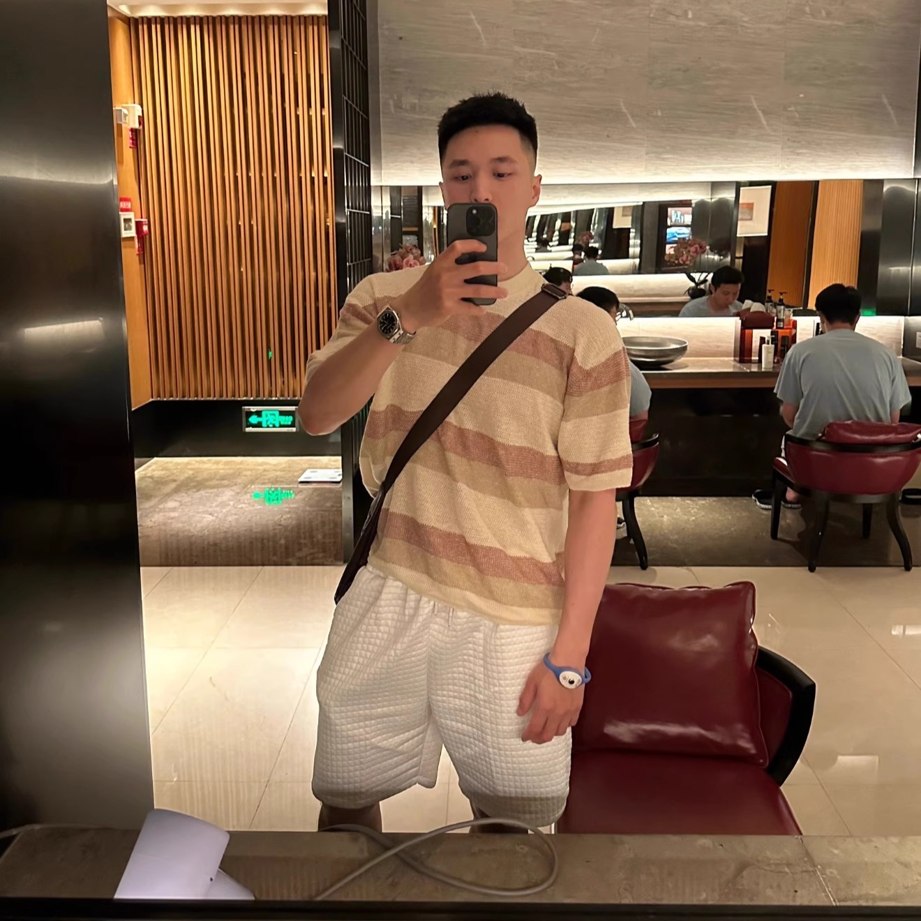 意奢老钱风！冠希同款！短袖T恤