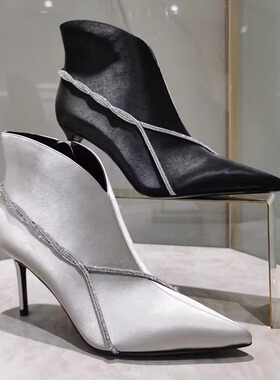 专柜正品Roberta诺贝达女鞋RA234201 2023冬靴时尚女靴短靴