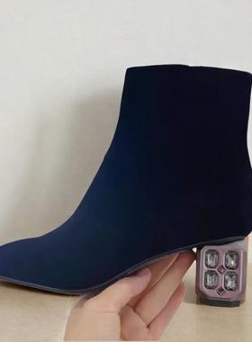 Roberta诺贝达女鞋2023年冬季新款时尚水钻纯色粗跟短靴ra238207