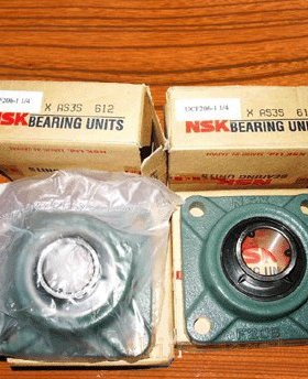 日本NSK带座外球面进口轴承UCF206-18 UCF206 UKF206 207-20 207