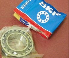 Подшипники 原装瑞典skf进口轴承22216cc/w33 22216cck/c3w33