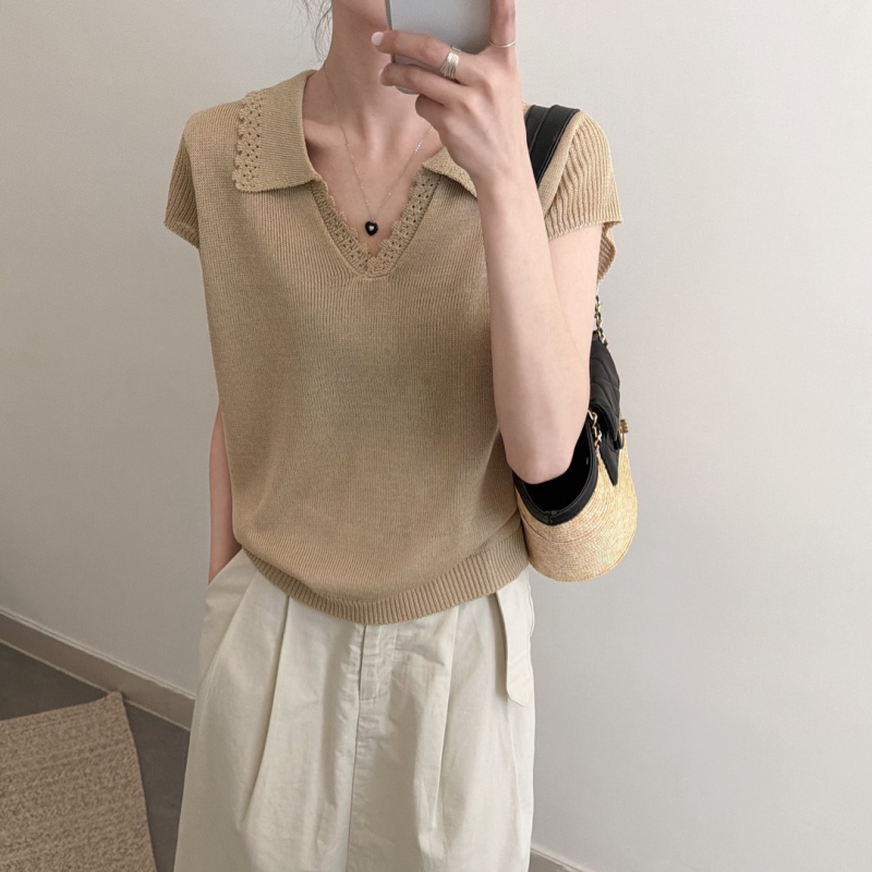 卡其色翻领短袖针织衫女夏季薄款宽松显瘦镂空v领方领飞飞袖上衣