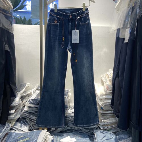 HS郑州品牌女裤2026秋季新款1103舒适修身显瘦喇叭裤牛仔微喇长裤