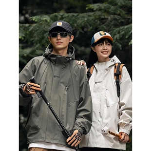 日系冲锋衣外套男春秋潮牌工装夹克宽松军绿色男生连帽夹克外套潮