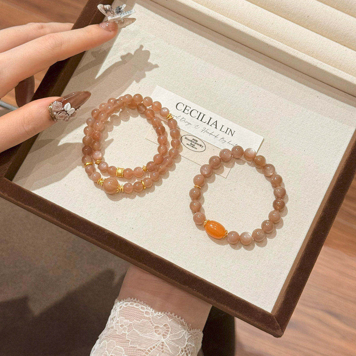 秋冬新款橙色月光石蜜蜡S925银手串天然水晶手链小众设计高级感女