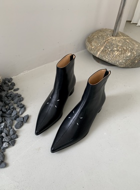 InkingPot彭姐 2025年新款尖头短靴女后拉链真皮低跟羊皮女巫靴子
