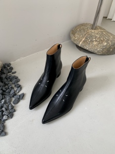 InkingPot彭姐 尖头短靴女后拉链真皮低跟羊皮女巫靴子 2026年新款