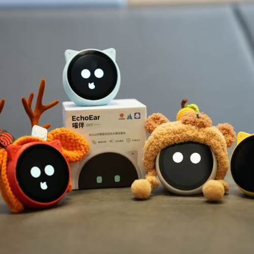 乐鑫喵伴桌面智能ai聊天玩伴玩宠