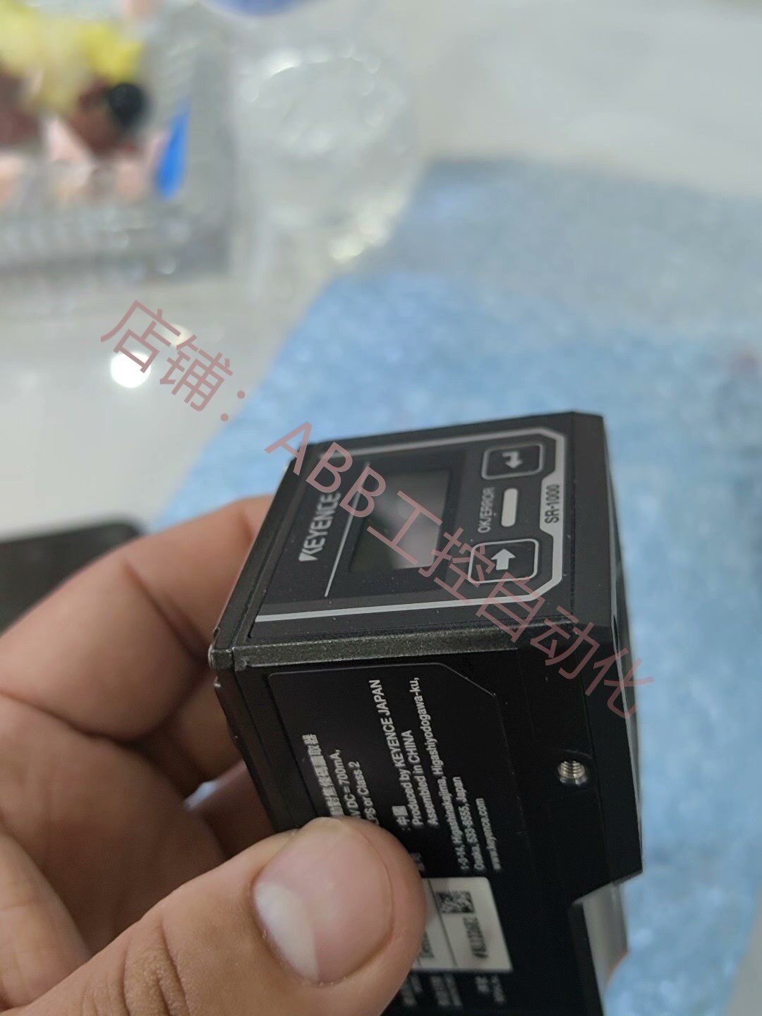 基恩士sr-1000镜头划痕红色那里-点掉漆 当面验货签