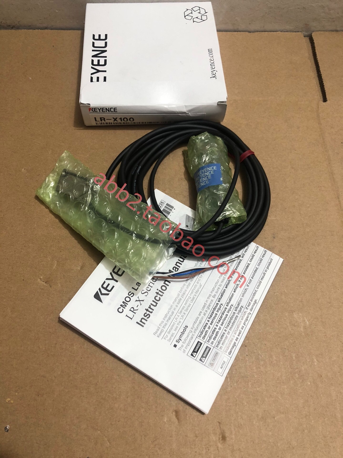 基恩士lr-x100激光测距传感器 全新 内外码一致