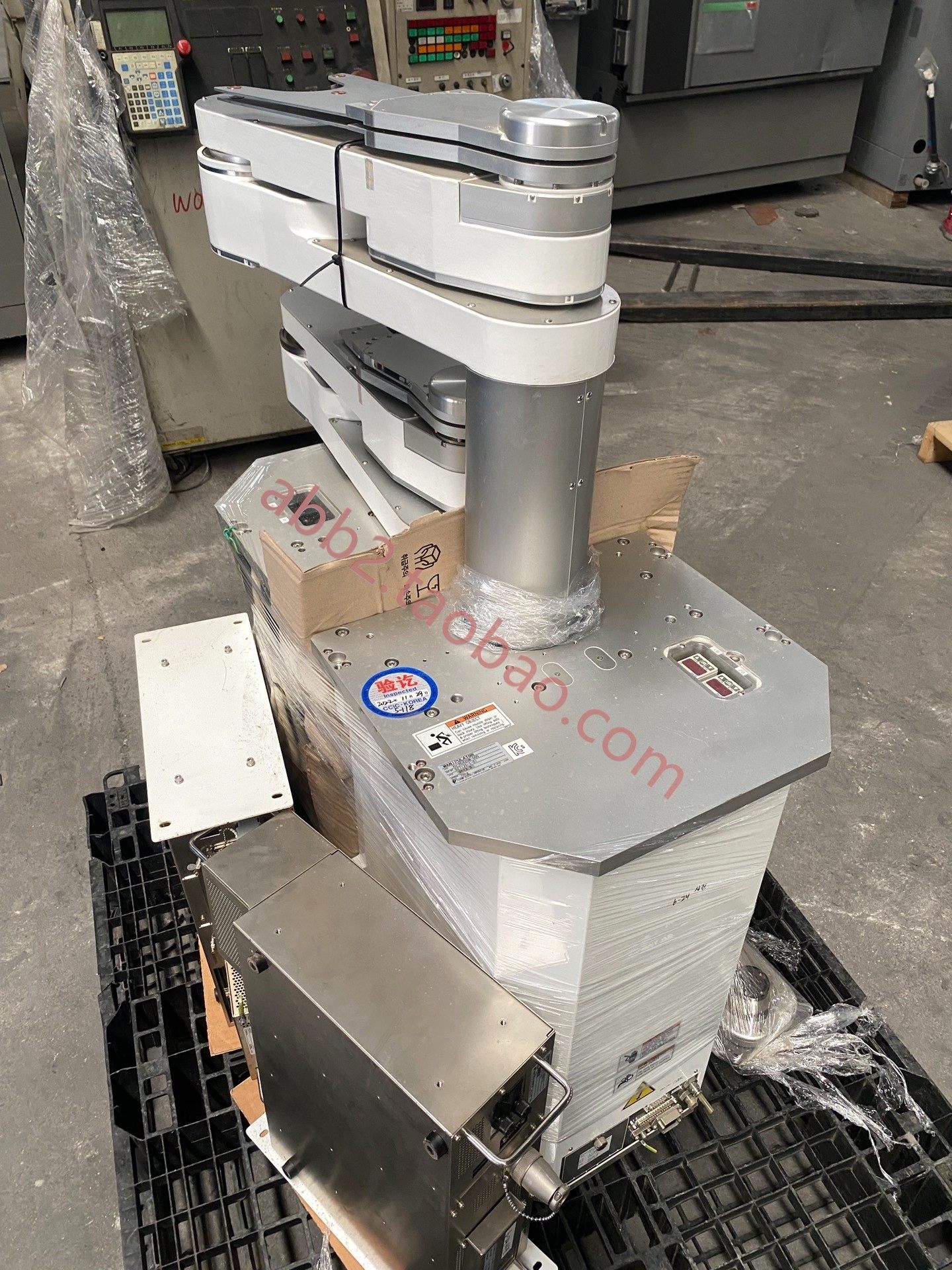 yaskawa安川xu-rc820m-g00晶圆搬运机械手