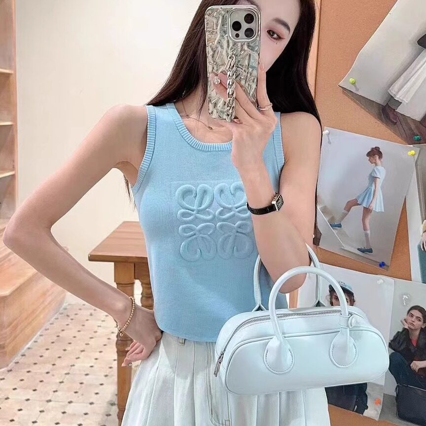 独特别致图案高级感针织吊带背心女2025夏新款漂亮甜辣天丝上衣