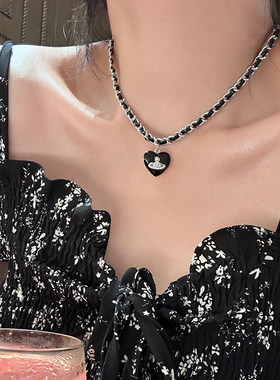 土星黑色爱心项链女款小众