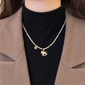 精致小马珍珠项链女复古轻奢高级感毛衣链小众设计秋冬挂脖配饰品