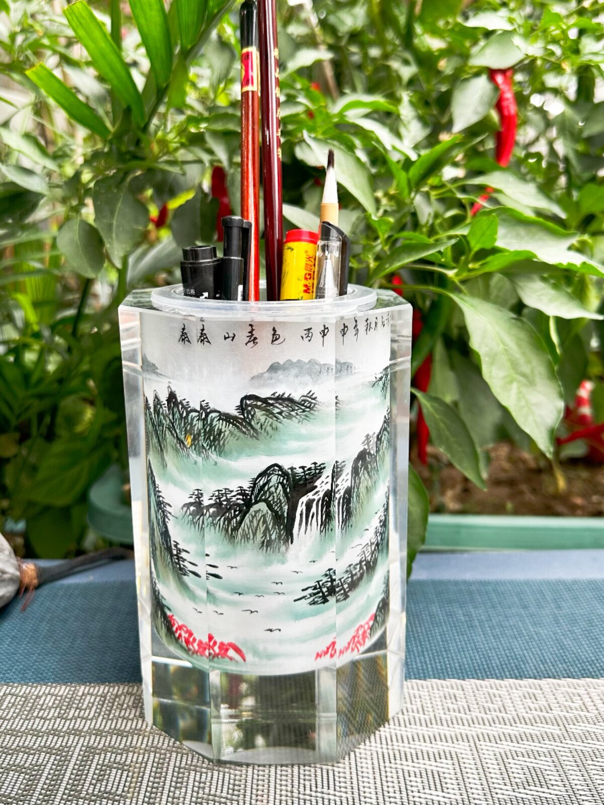 독창성과 독특한 내부 페인팅 순수 수제 페인팅 펜 홀더 창의적인 명절 선물 문구류 사무용품 학습 테이블 장식