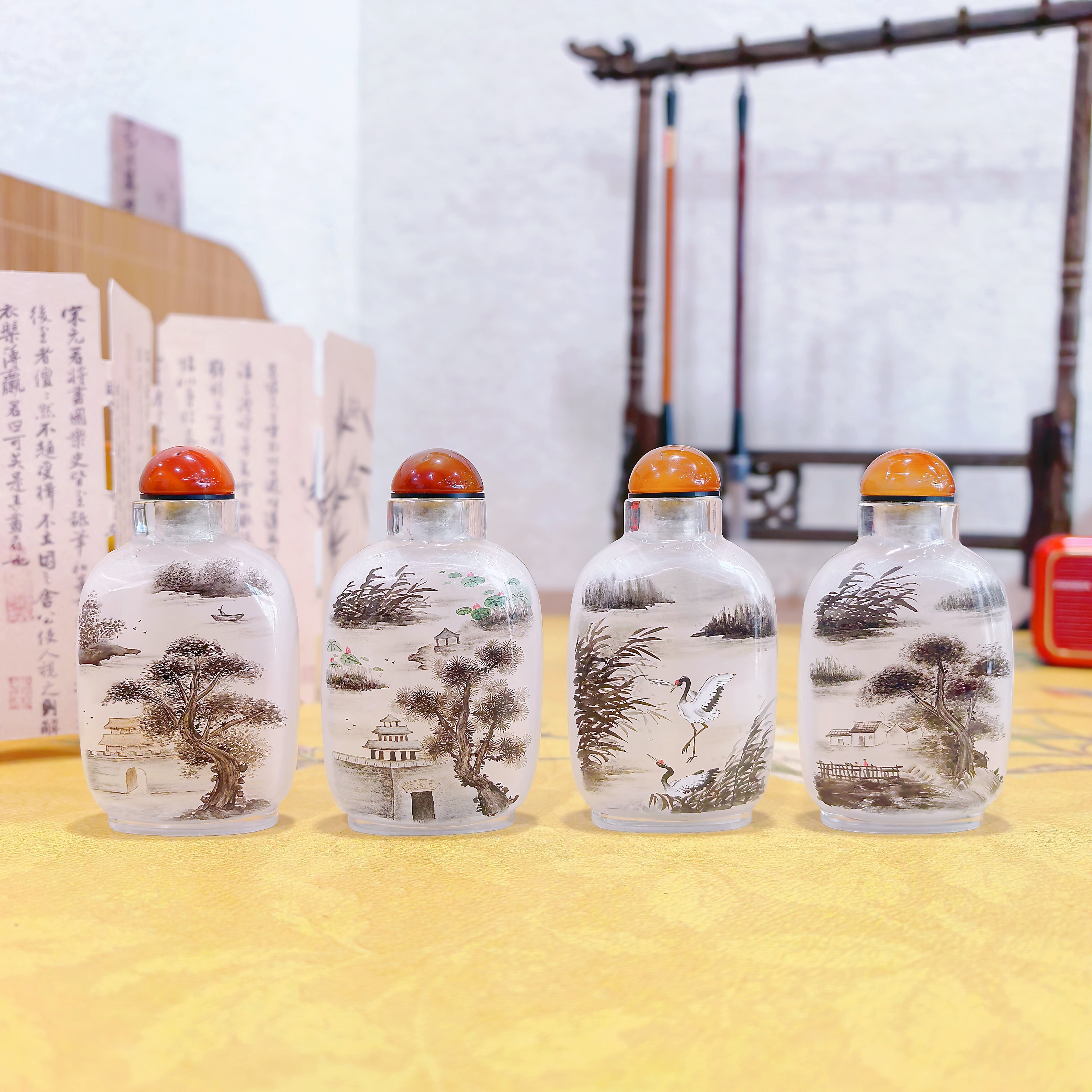 匠心独韵套装内画鼻烟壶衡水湖特色新年商务礼物摆件