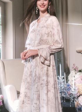 FLONAKED 24秋新款新中式手绘印花长袖连衣裙银泰百货300170