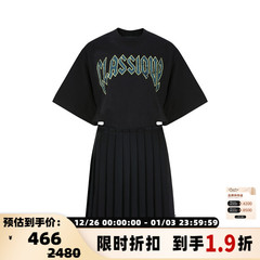 【折扣】YCH 博主同款 设计感腰部挖剪艺术字母印花百褶连衣裙