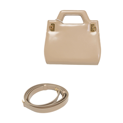 SALVATORE FERRAGAMO女士金色饰扣小号手提斜挎包银泰百货 301596