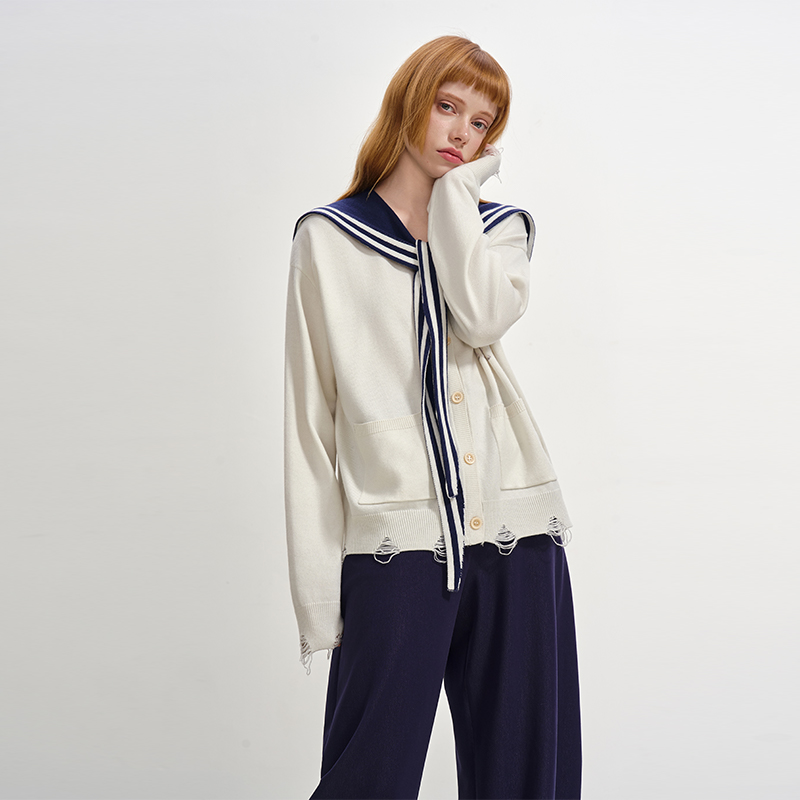 SOFITTE 秋冬新款海军领披肩拉毛女士针织衫银泰百货 301355