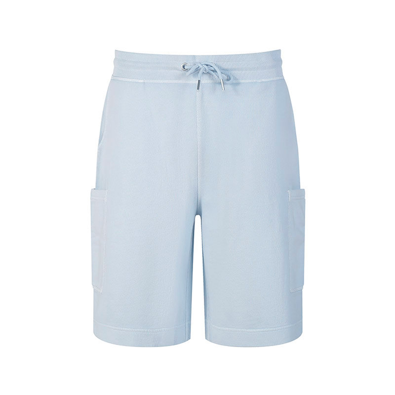 415 ɫ M Hugo Boss˹ ʿп882Ԫ