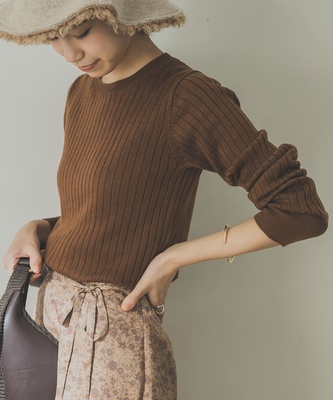 日单高弹力羊毛打底衫URIENA