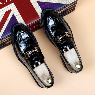新款漆皮一脚蹬乐福鞋尖头皮鞋男韩版休闲商务男鞋正装增高婚鞋子