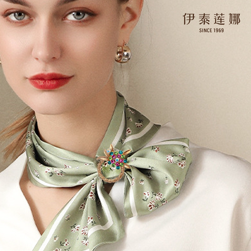 伊泰莲娜花卉两用水晶礼品丝巾扣图片