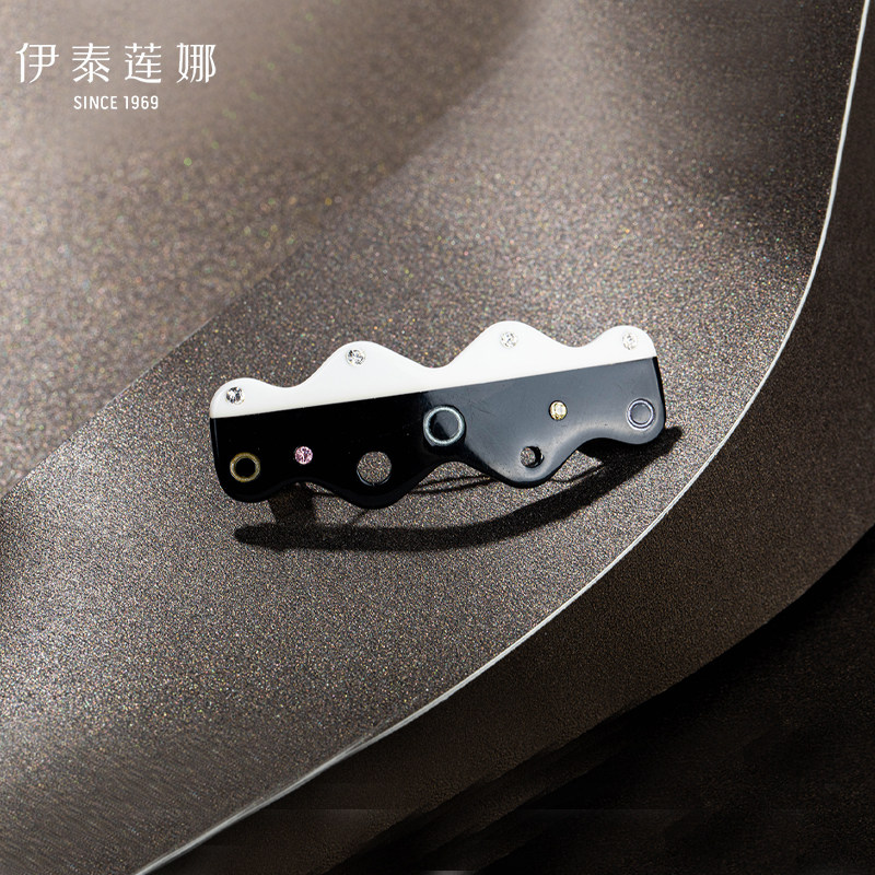 伊泰莲娜黑白撞色非常小的发夹 发量少顶夹镶钻发卡 女 伊泰莲娜,饰品/流行首饰/时尚饰品新,发饰,淘宝优惠券,粉丝福利购,淘宝优惠卷