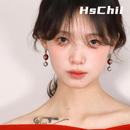 西迟原创配饰红色新中式十字星高级灰珍珠耳钉小众设计百搭日常