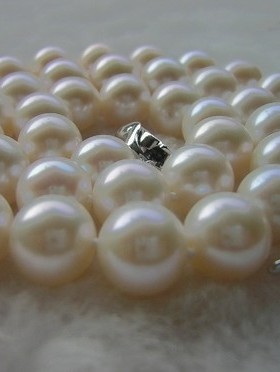 强光天然淡水珍珠项链送礼