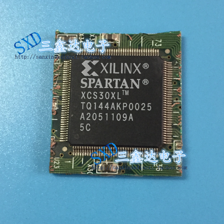 XCS30XL-5TQ144C  XCS30XL TQ144进口原装拆机带板 质量保证