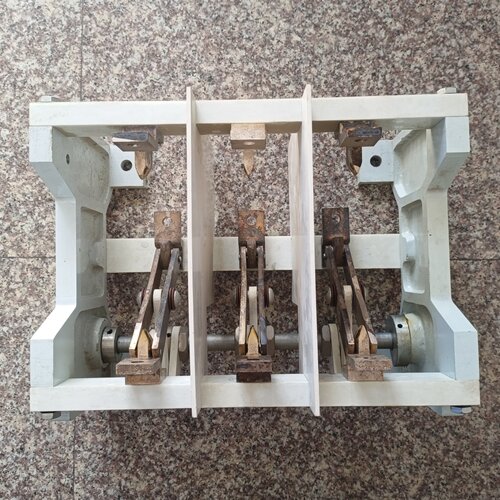 替代长治贝克HUVS-Z隔离换向开关3.6KV800A老款