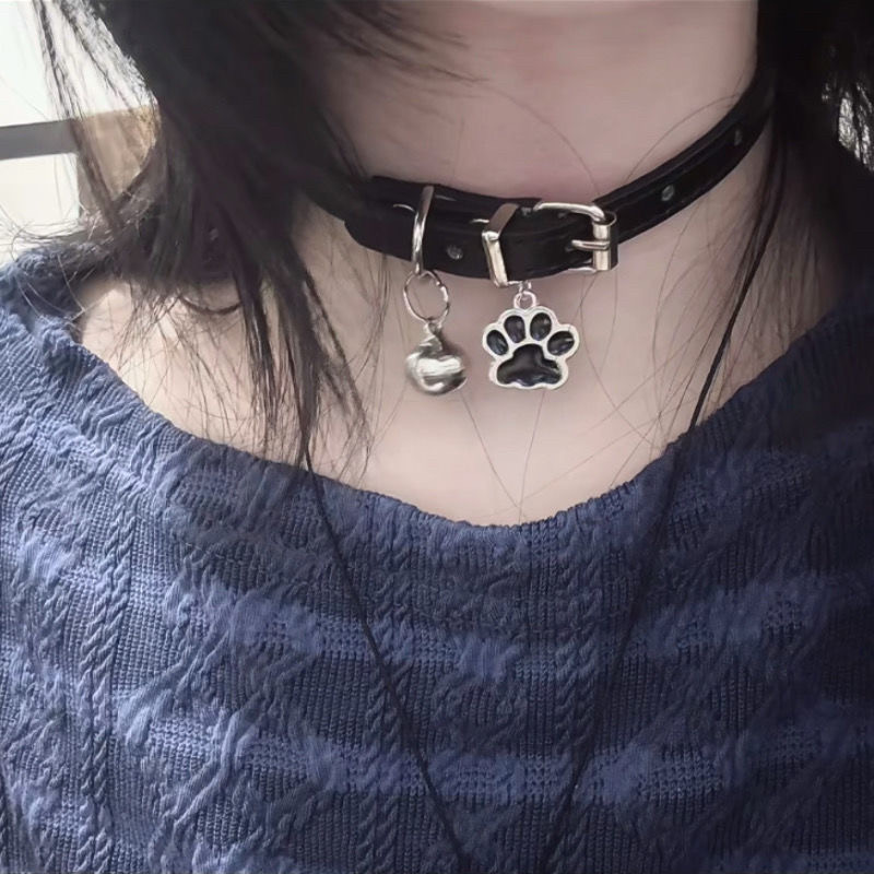 百搭choker黑色皮质项圈铃铛颈链猫爪小众设计纯欲风通勤朋克项链