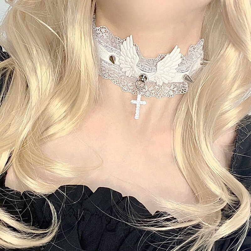 Lolita赛博朋克哥特复古蕾丝铆钉项圈choker天使翅膀项链锁骨配饰