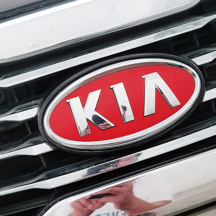 智跑车标贴纸碳纤维方向盘标槽冰膜改色老款起亚前后悬浮标保护贴