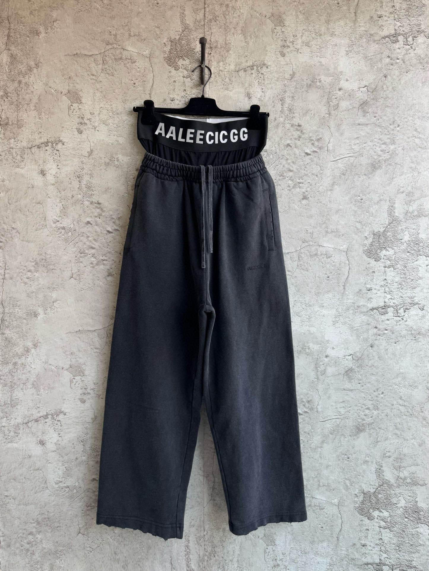 PANTS BALENCIAGA