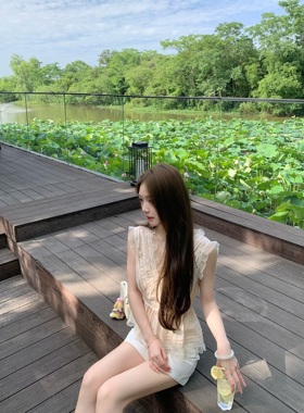 BBen 梦境夏朵 花边V领小衫背心女夏2025新款设计感甜美无袖上衣