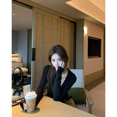 BBen 早春曼妙 大U领木耳边长袖T恤女2026夏季新款小众设计感上衣