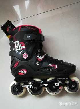 特价处理 直排溜冰鞋 黑色直排花样轮滑鞋 旱冰鞋 直排轮鞋