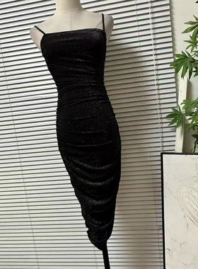 1229-5F家黑色亮丝修身吊带连衣裙收腰显瘦褶皱包臀御姐风性感裙