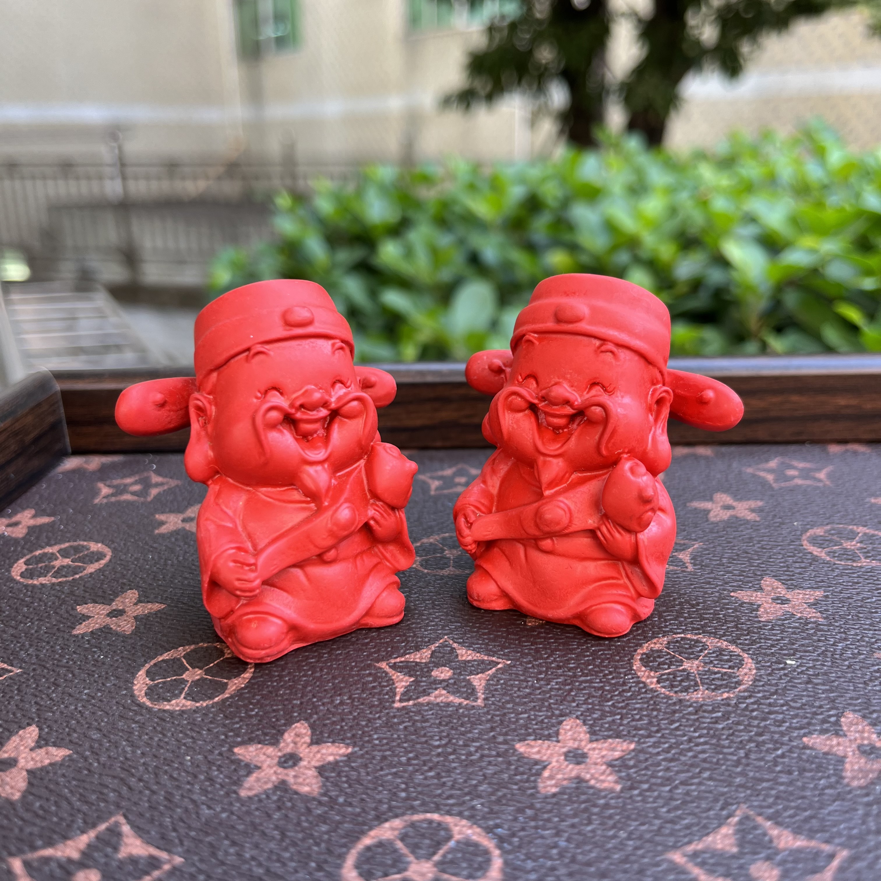 朱砂红色财神爷家用中式摆件文财神乔迁店铺开业礼品送人桌面摆饰