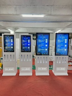 怪兽屏幕机236,3代24口32寸43寸大量现货高清液晶显示屏支持定制