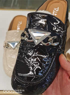 日泰女鞋2024夏季新款真皮包头拖鞋低跟透气漆皮百搭1394N32057