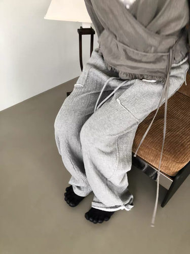 现bubble韩代WEARE松紧腰褶皱直筒阔腿休闲裤实体秒发假一赔十